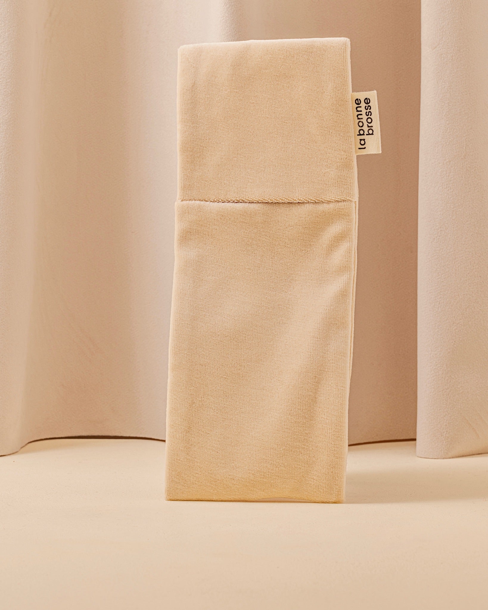 La Pochette "Grande Brosse" Blanc Crème