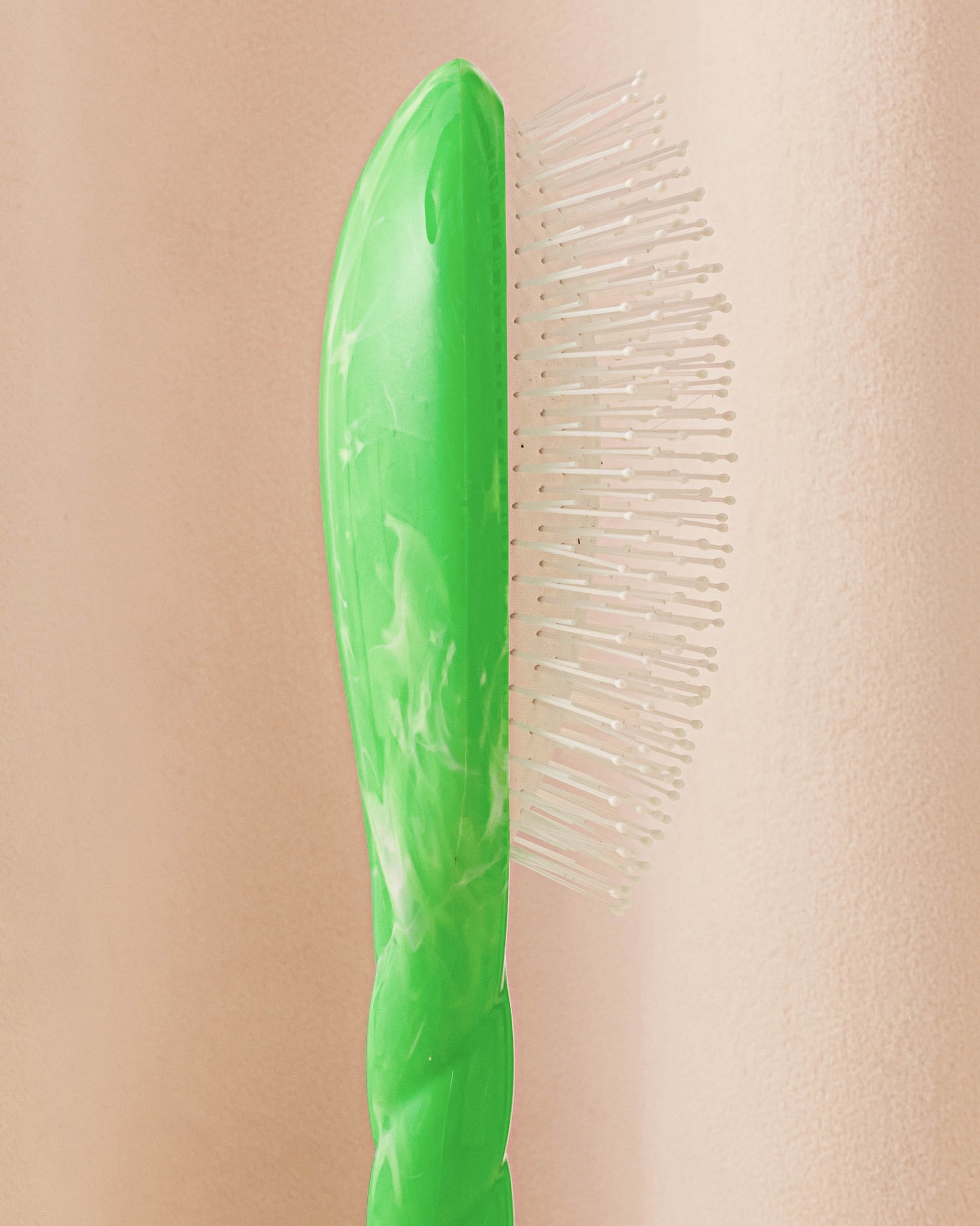 Roseanna x La Bonne Brosse N.04 La Brosse Démêlante & Massante La Miracle Salty Gelato Vert