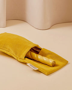 La Pochette "Grande Brosse" Jaune Safran