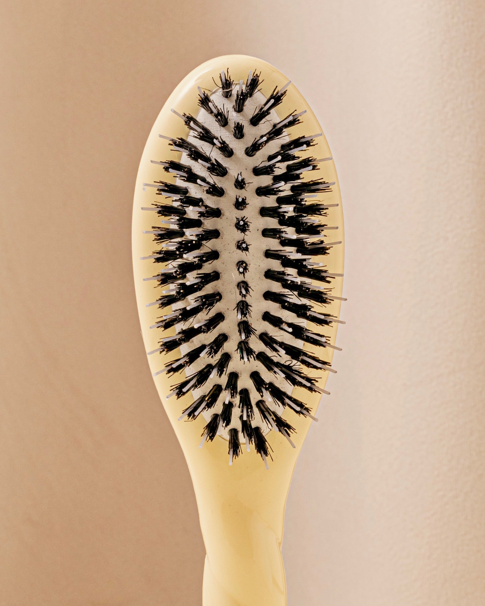 N.02 La Petite Brosse Démêlante & Soin l'Indispensable Ivoire Cair