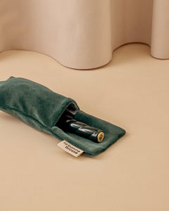 N.03 La Petite Brosse Cuir Chevelu Sensible l'Indispensable Douceur Vert Emeraude