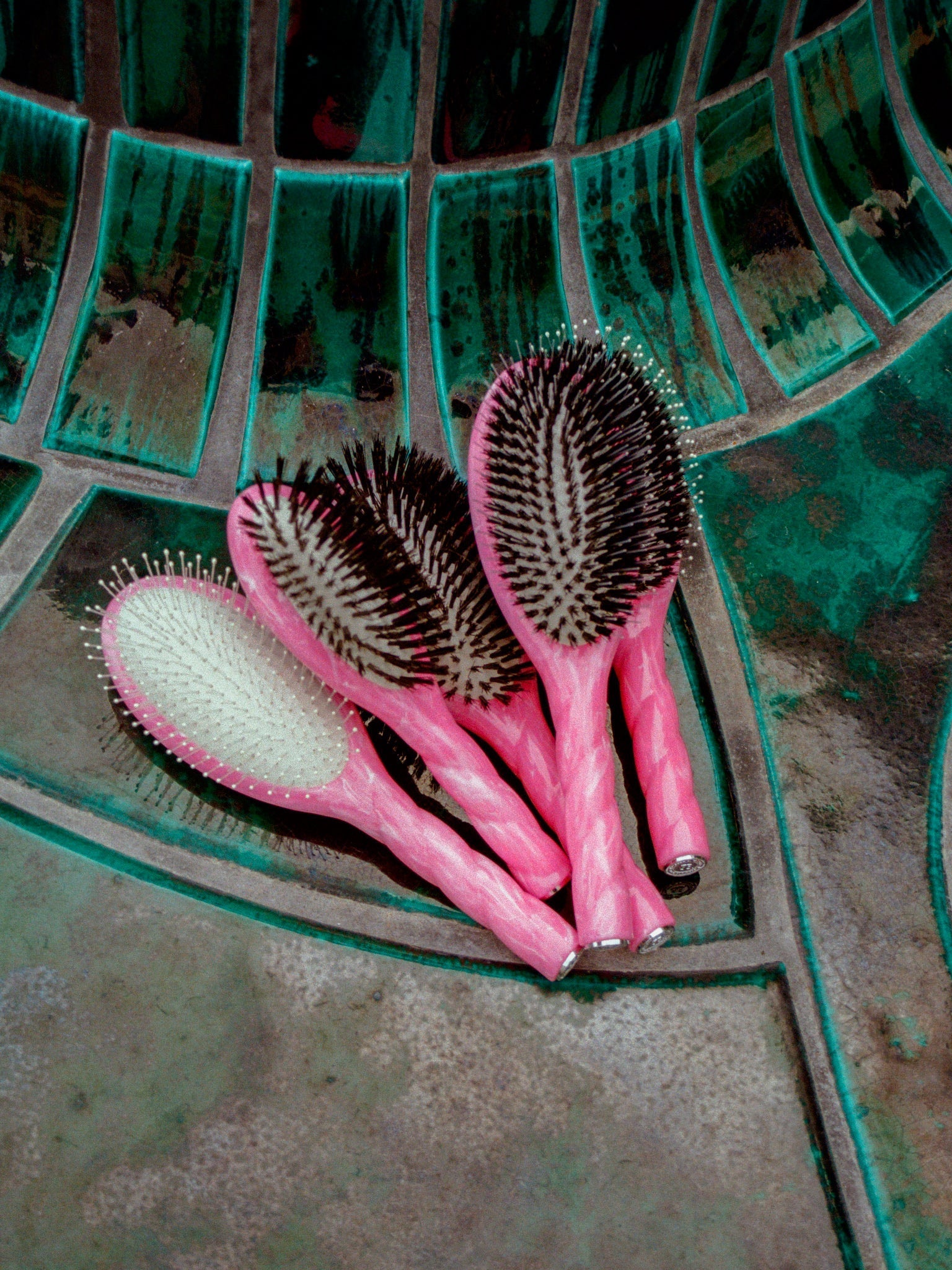 Roseanna x La Bonne Brosse N.02 La Brosse Démêlante & Soin l'Indispensable Salty Gelato Rose