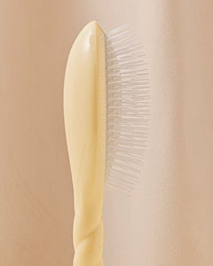 N.07 La Brosse Démêlante & Stimulante l'Intense Ivoire Cair