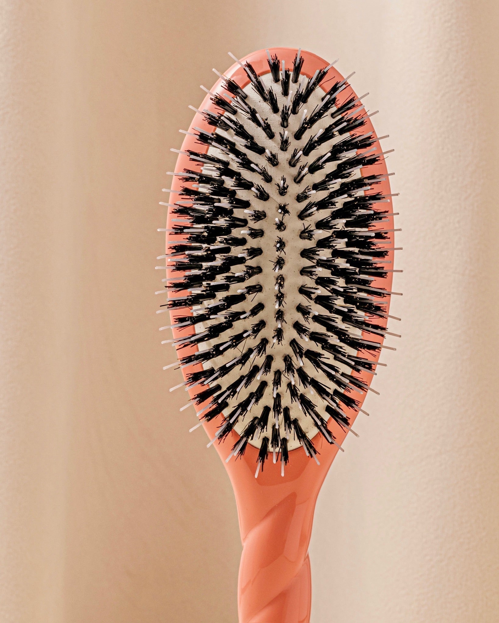 N.02 La Brosse Démêlante & Soin l'Indispensable Corail